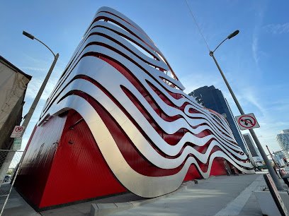 Petersen-Automotive Museum