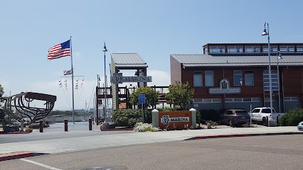 The Waterfront Grill @ Pier 32 Marina  San Diego